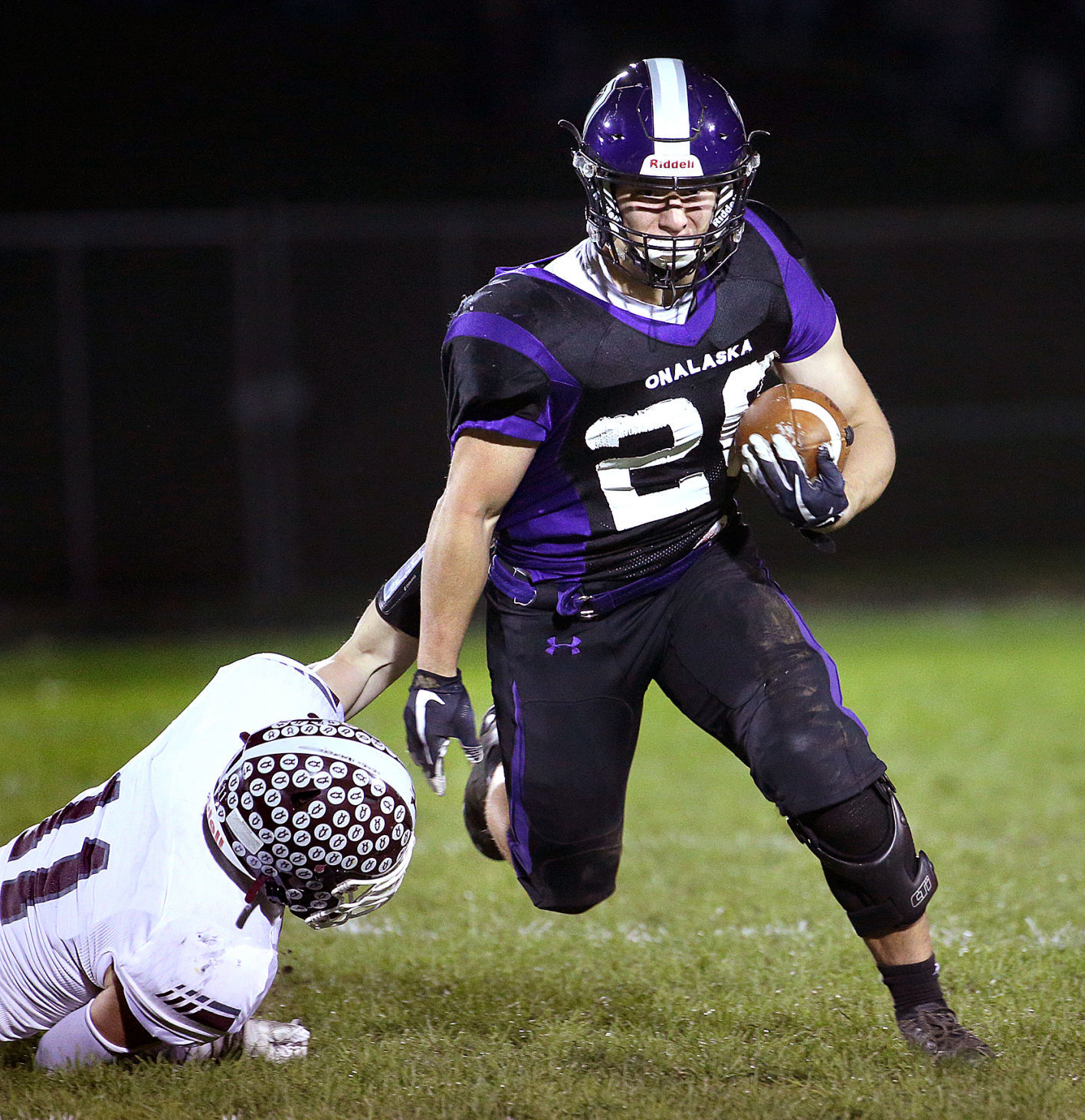 October 18: Holmen vs. Onalaska